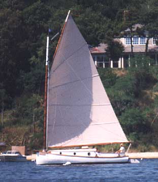 25' Catboat, full-batten sail