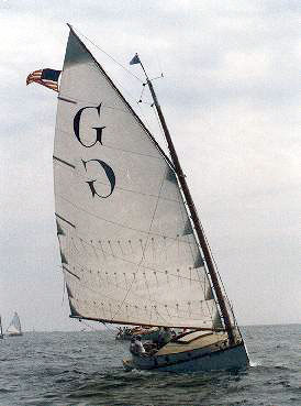 25' Crosby Cat Boat Genevieve